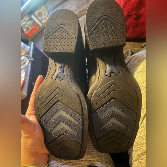 ARIAT boots - Picture 6 of 9